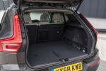 Volvo XC40 D3 Inscription 2018 года (UK)